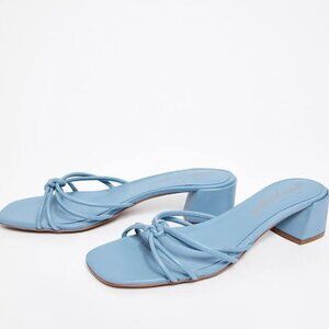 FREE PEOPLE Petra Block Heel in Blue